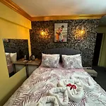 Royal Old City Hotel